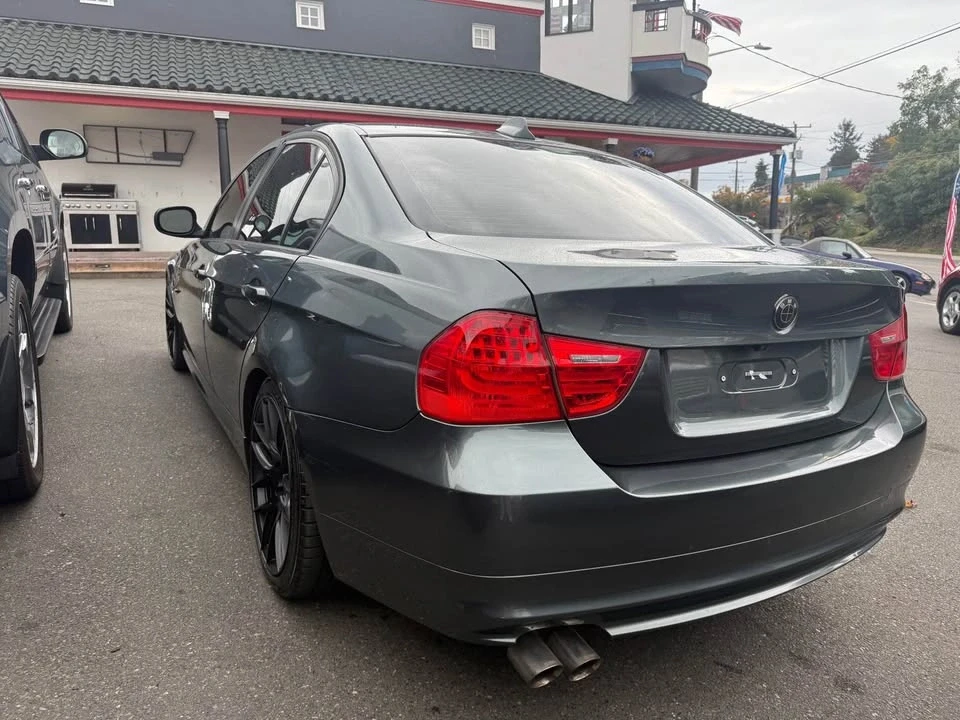 2010 BMW E90 3 Series Sedan - Image 3 of 14