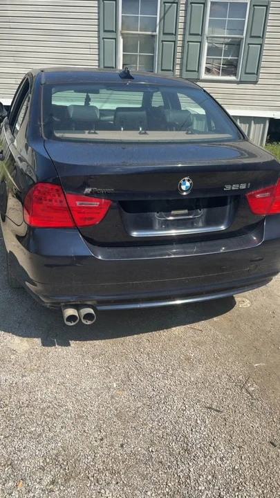 2010 BMW E90 3 Series Sedan - Image 4 of 6