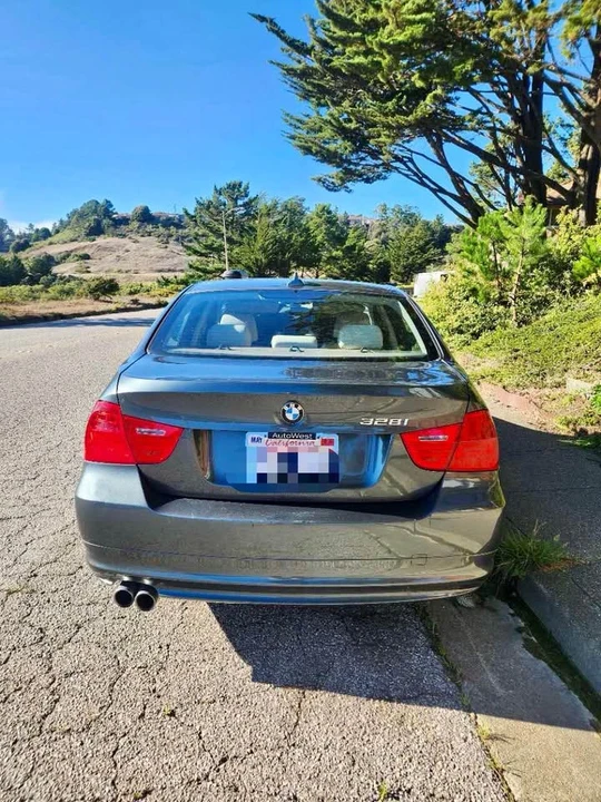 2010 BMW E90 3 Series Sedan - Image 10 of 10