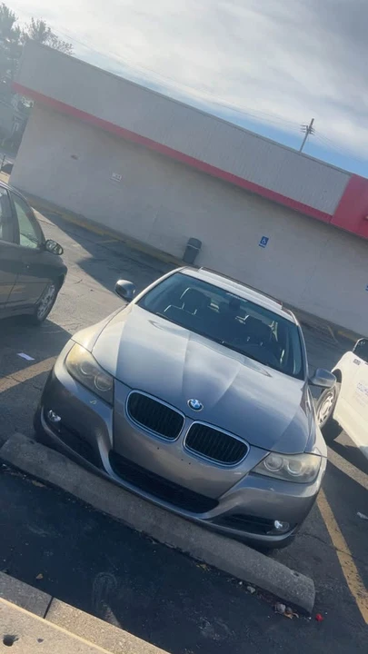 2010 BMW E90 3 Series Sedan - Image 2 of 14