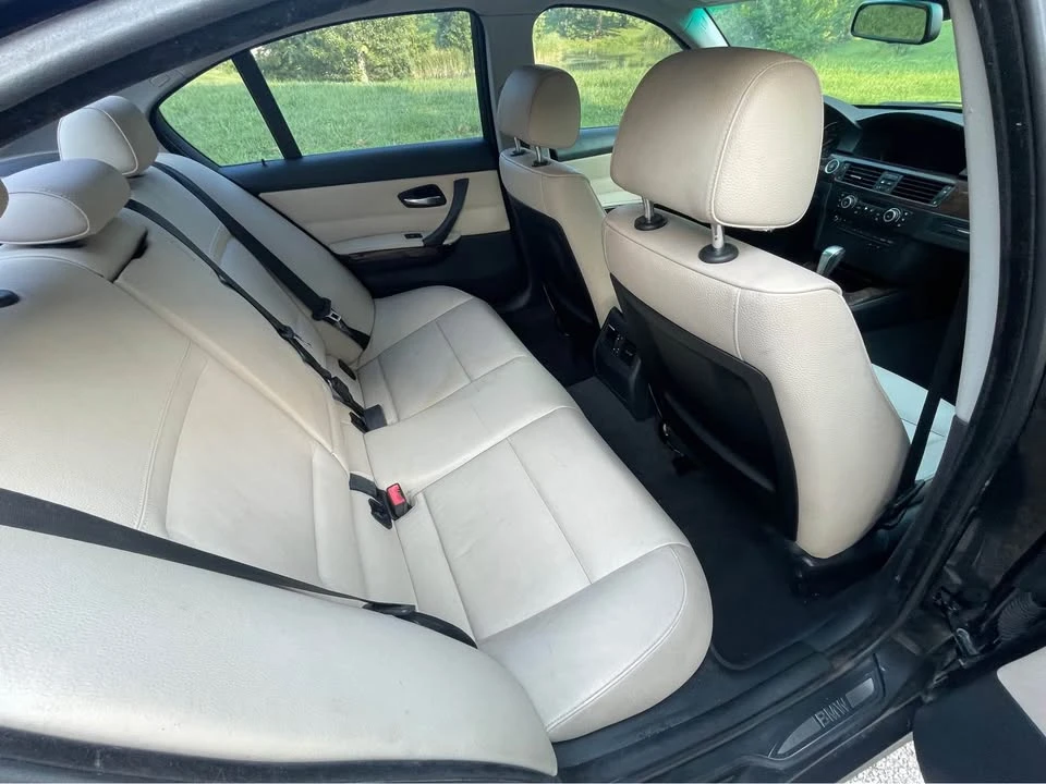 2010 BMW E90 3 Series Sedan - Image 14 of 17