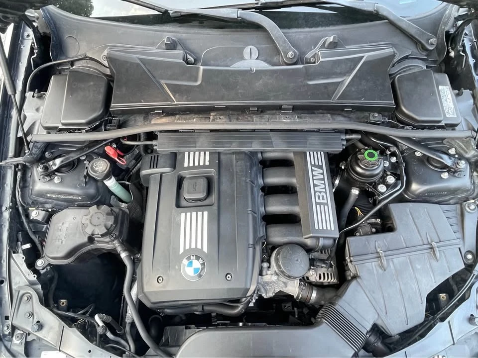 2010 BMW E90 3 Series Sedan - Image 17 of 17