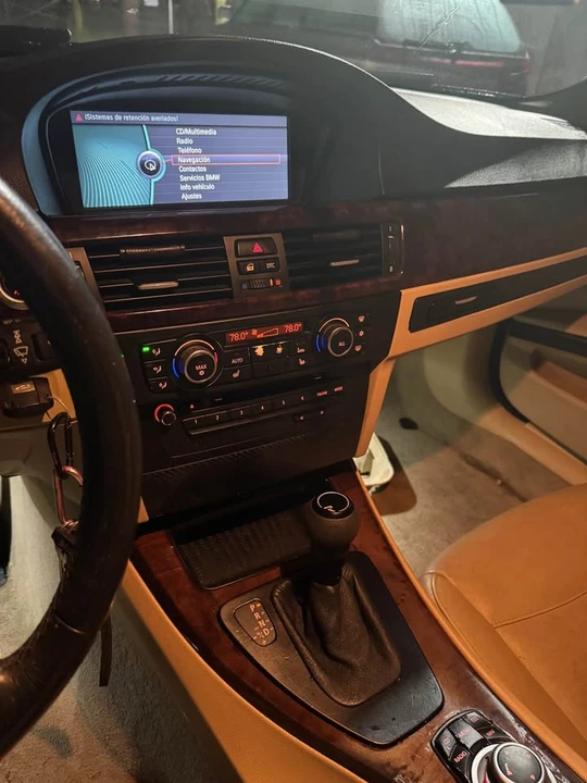 2010 BMW E90 3 Series Sedan - Image 7 of 8