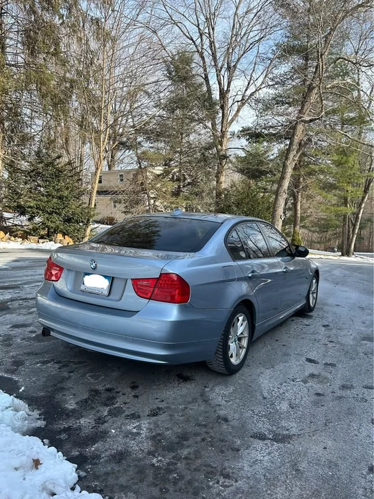 2010 BMW E90 3 Series Sedan - Image 8 of 19
