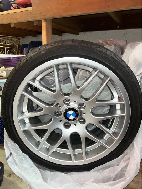 2010 BMW E90 3 Series Sedan - Image 17 of 19