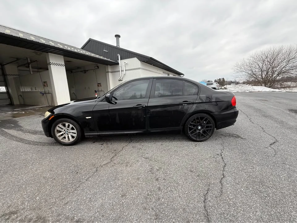 2010 BMW E90 3 Series Sedan - Image 9 of 13