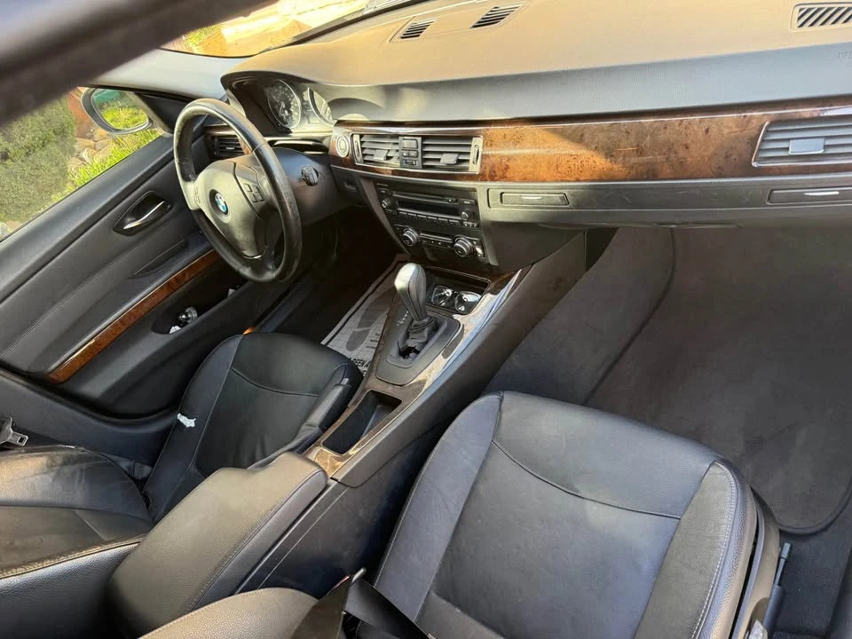 2010 BMW E90 3 Series Sedan - Image 5 of 7