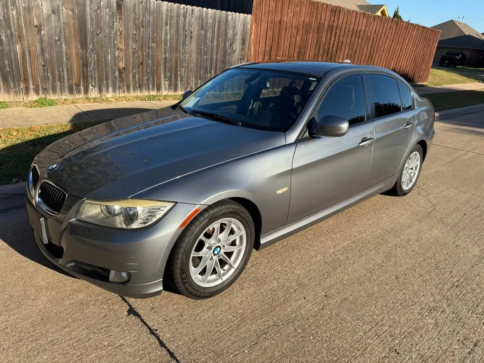 2010 BMW E90 3 Series Sedan - Image 7 of 12