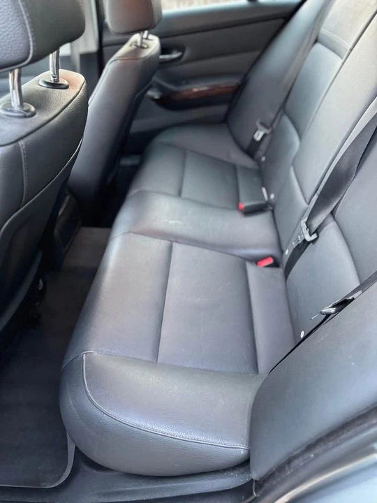 2010 BMW E90 3 Series Sedan - Image 8 of 15