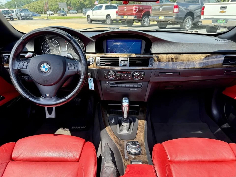 2010 BMW E93 3 Series Convertible - Image 11 of 14