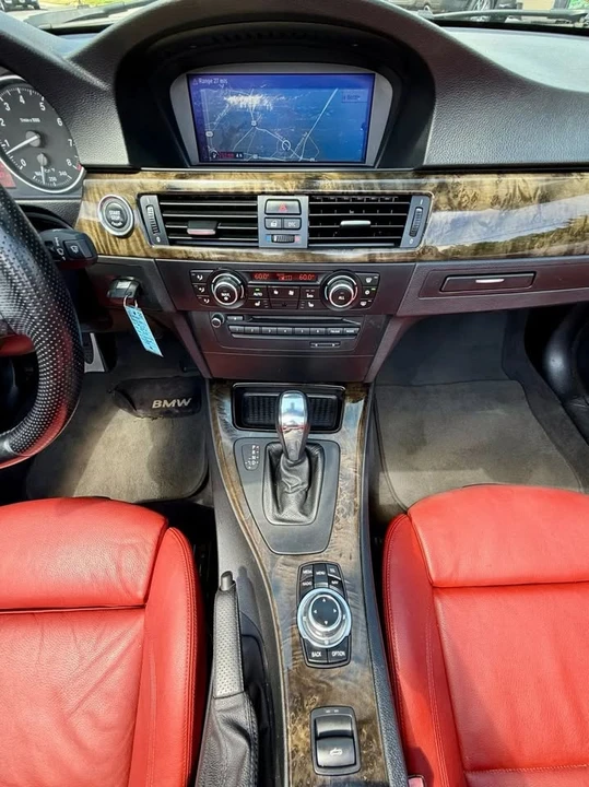 2010 BMW E93 3 Series Convertible - Image 12 of 14