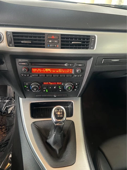 2010 BMW E92 3 Series Coupe - Image 11 of 17