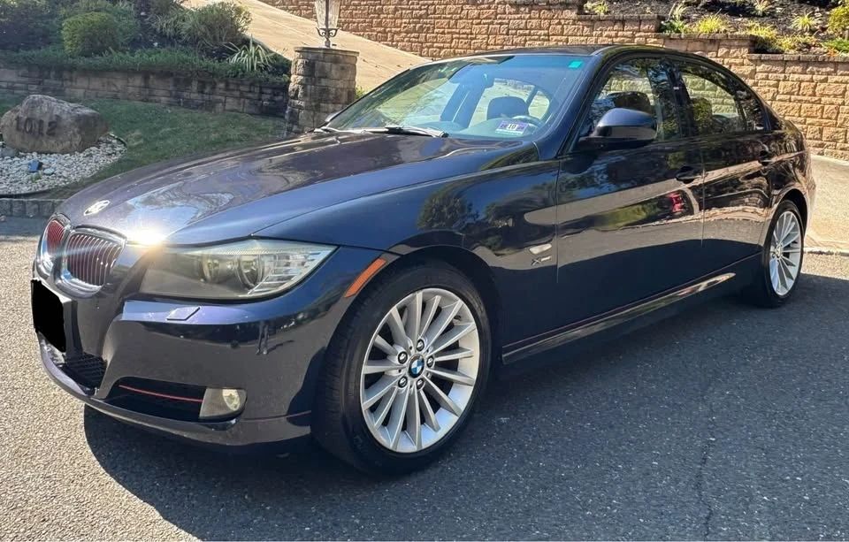 2010 BMW E90 3 Series Sedan - Image 2 of 20