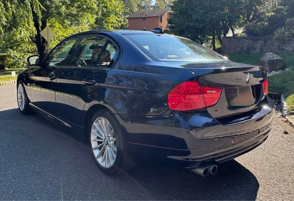 2010 BMW E90 3 Series Sedan - Image 4 of 20