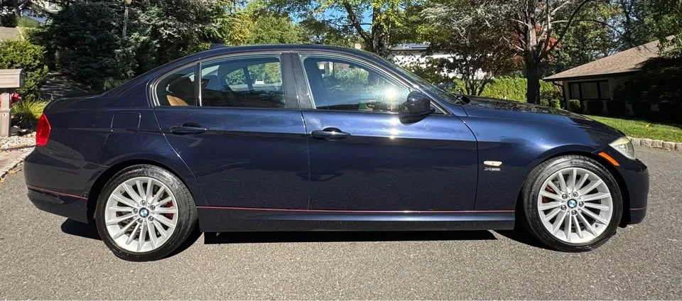 2010 BMW E90 3 Series Sedan - Image 7 of 20