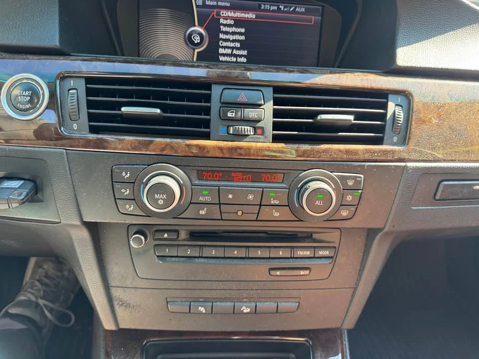 2010 BMW E90 3 Series Sedan - Image 15 of 20