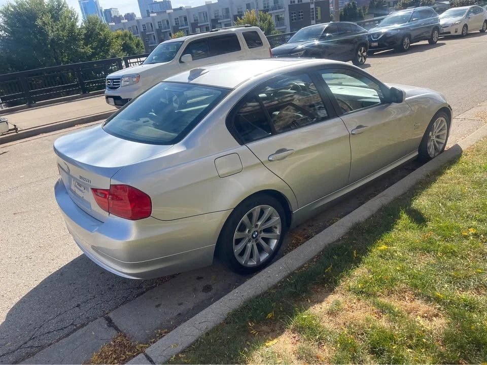 2010 BMW E90 3 Series Sedan - Image 6 of 13