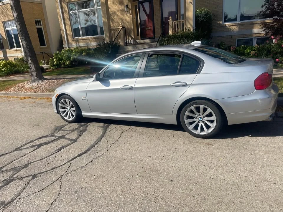 2010 BMW E90 3 Series Sedan - Image 10 of 13