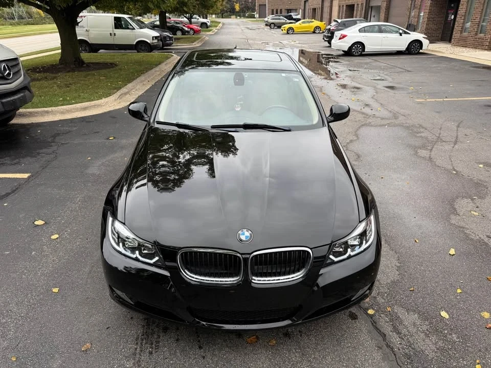 2010 BMW E90 3 Series Sedan - Image 10 of 16