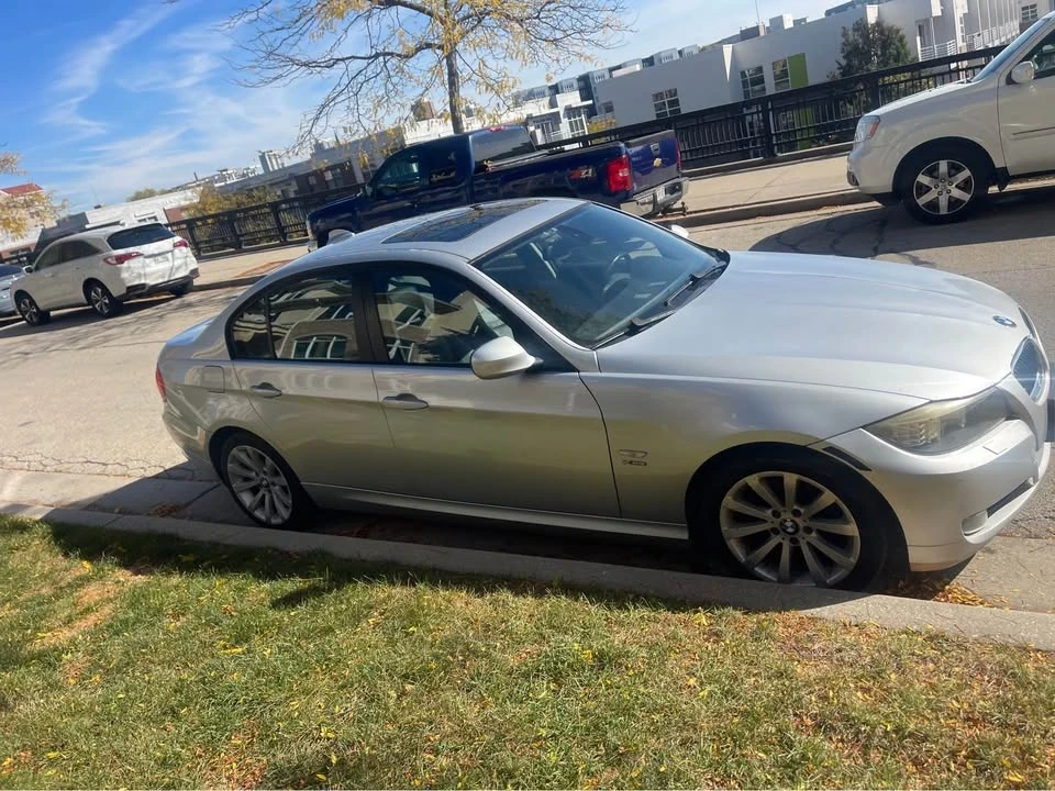 2010 BMW E90 3 Series Sedan - Image 4 of 13