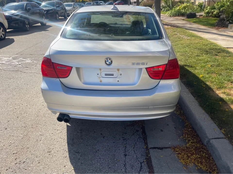 2010 BMW E90 3 Series Sedan - Image 9 of 13
