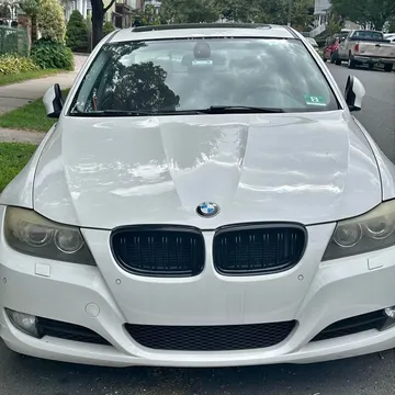 2010 BMW 3 Series 328i xDrive Sedan