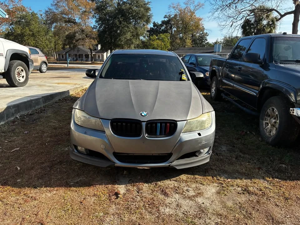 2010 BMW E90 3 Series Sedan - Image 5 of 7