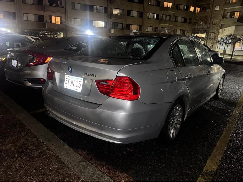 2010 BMW E90 3 Series Sedan - Image 4 of 7