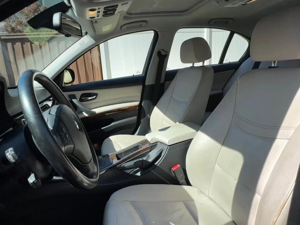 2010 BMW E90 3 Series Sedan - Image 8 of 10