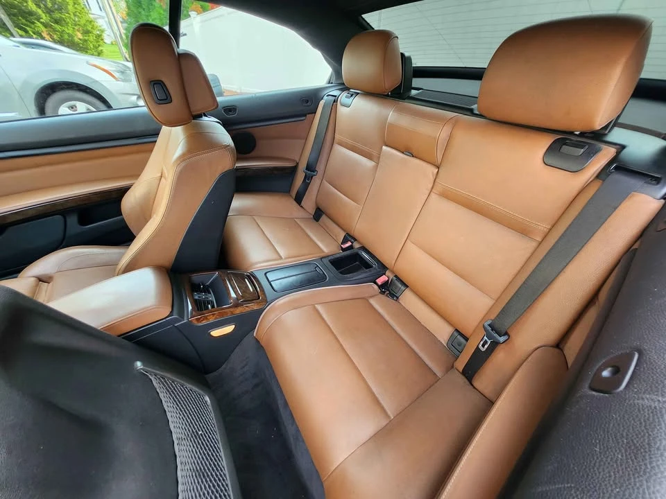 2010 BMW E93 335i Convertible - Image 7 of 12