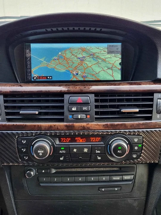 2010 BMW E93 335i Convertible - Image 10 of 12