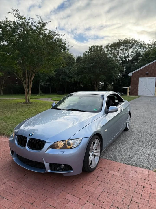 2010 BMW E93 335i Convertible - Image 4 of 17