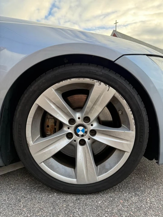 2010 BMW E93 335i Convertible - Image 17 of 17