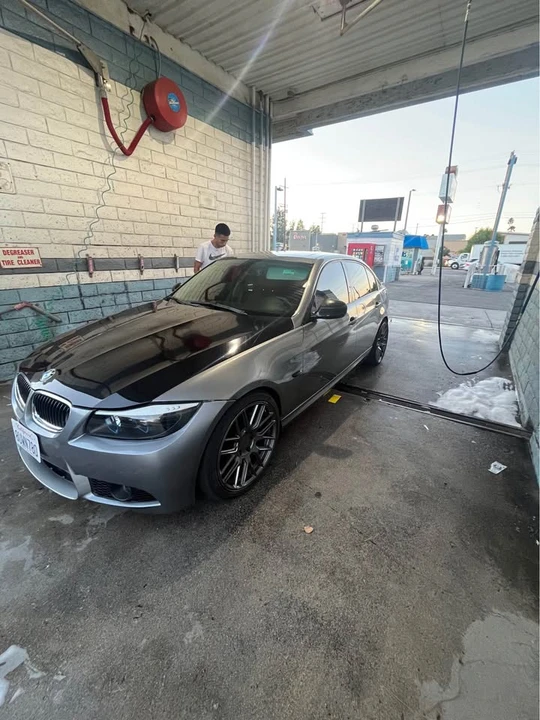 2010 BMW E90 335i Sedan - Image 2 of 9