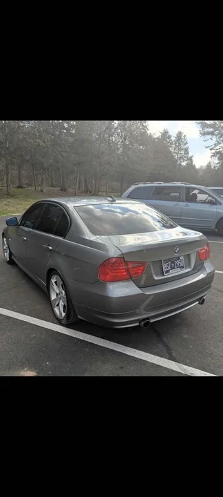 2010 BMW E90 335i Sedan - Image 16 of 19