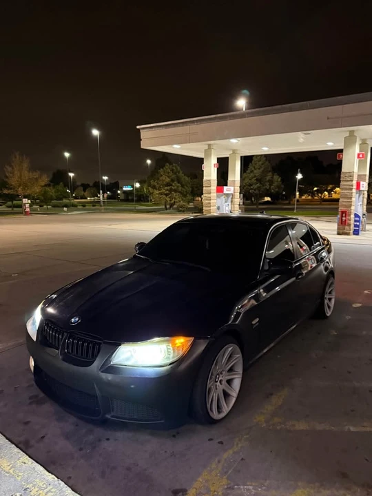 2010 BMW E90 335i Sedan - Image 2 of 8