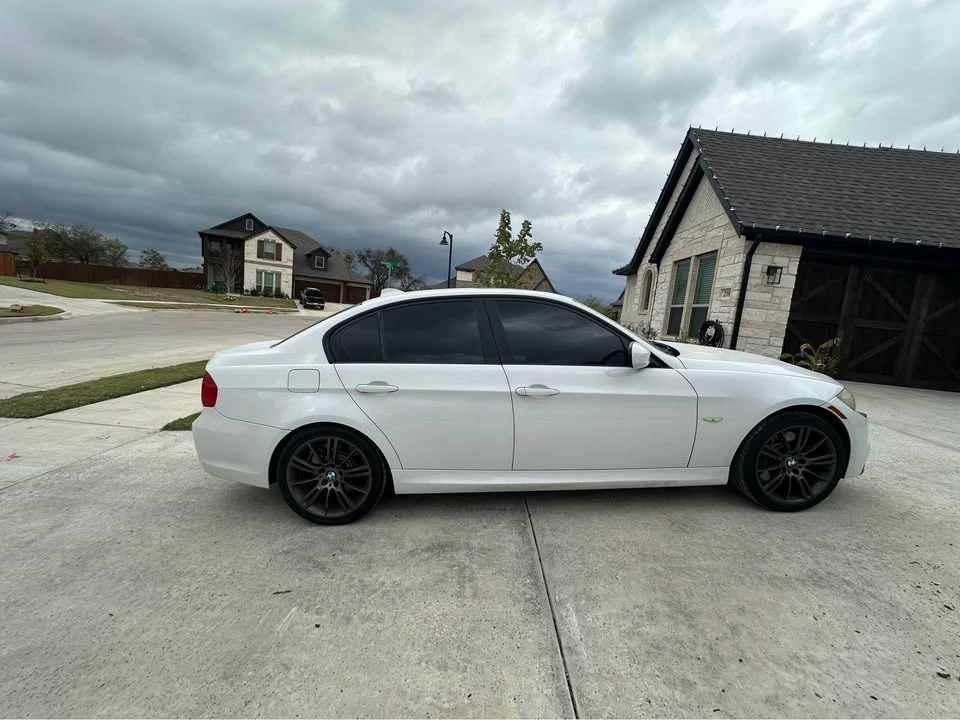 2010 BMW E90 335i Sedan - Image 5 of 13