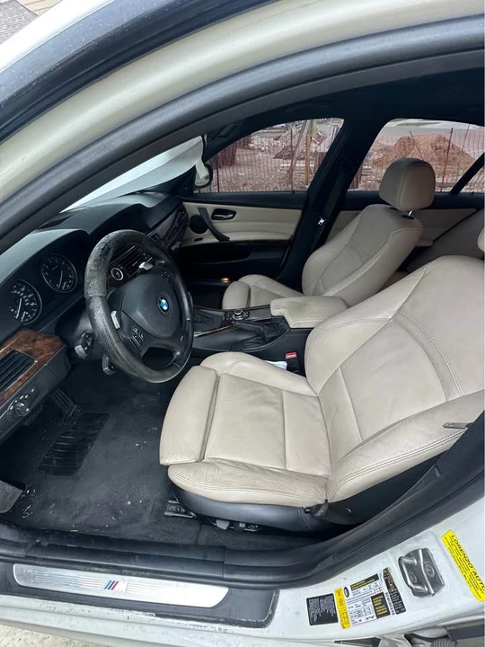 2010 BMW E90 335i Sedan - Image 9 of 13