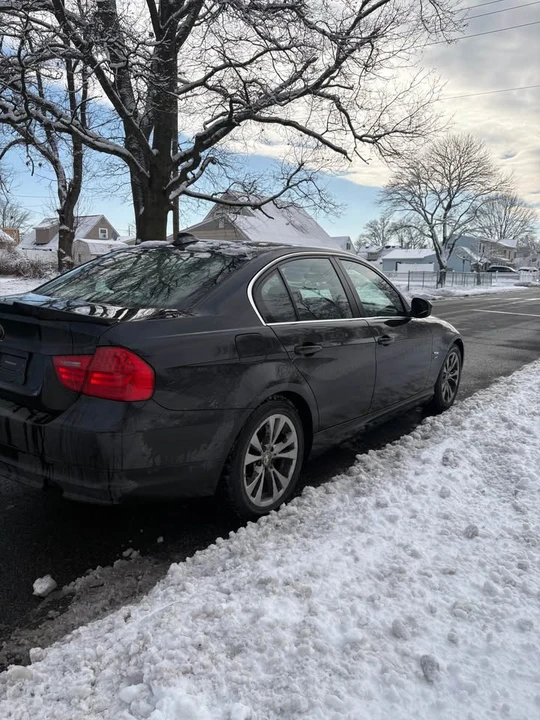 2010 BMW E90 335i Sedan - Image 2 of 7