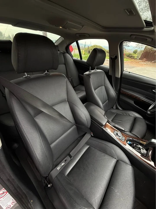 2010 BMW E90 335i Sedan - Image 11 of 16