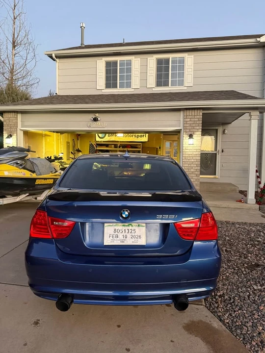 2010 BMW E90 335i Sedan - Image 2 of 4