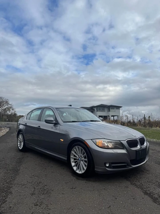 2010 BMW E90 335i Sedan - Image 5 of 13