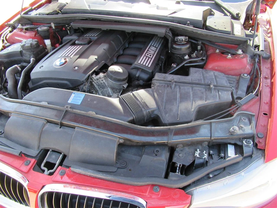 2010 BMW E90 3 Series Sedan - Image 18 of 18