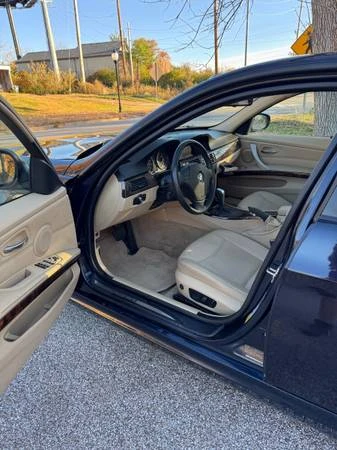 2010 BMW E90 3 Series Sedan - Image 7 of 9