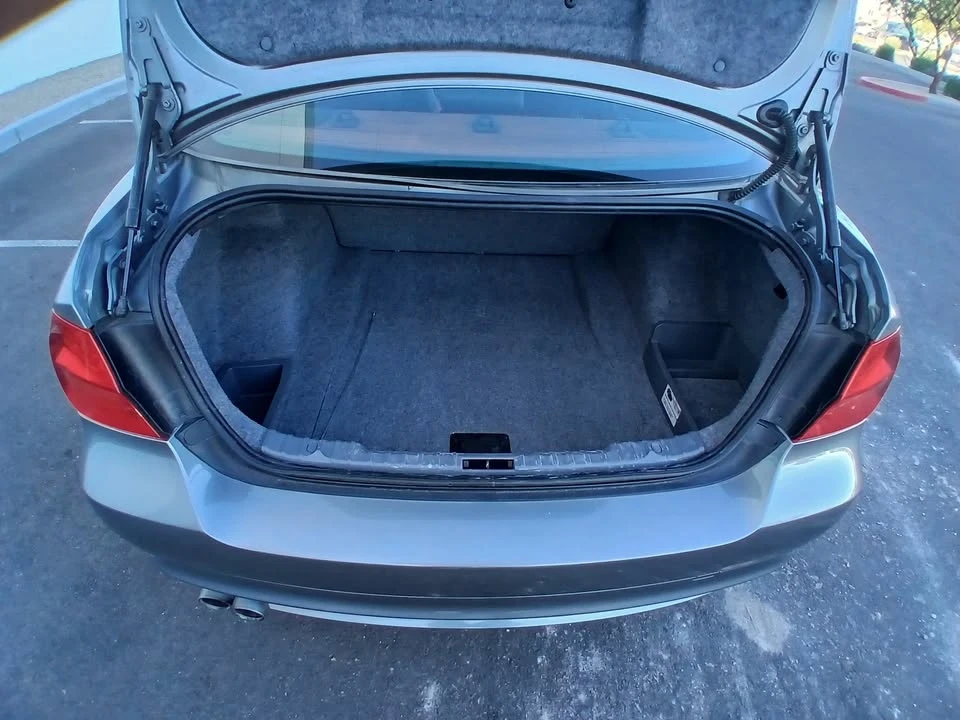2010 BMW E90 3 Series Sedan - Image 13 of 13