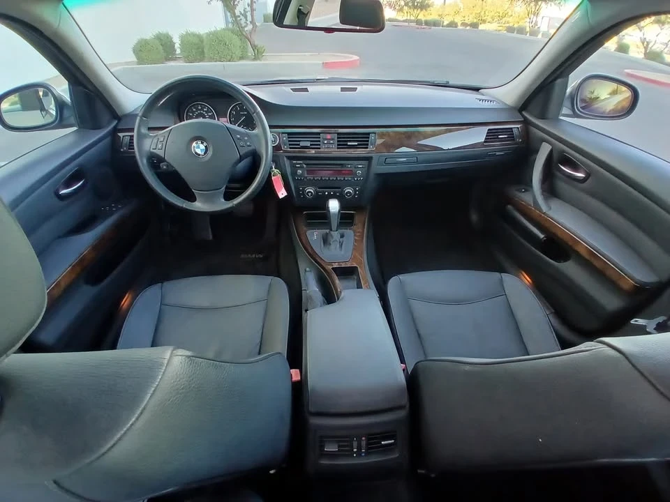 2010 BMW E90 3 Series Sedan - Image 7 of 13