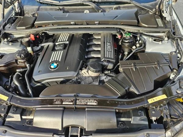 2010 BMW E93 3 Series Convertible - Image 10 of 11