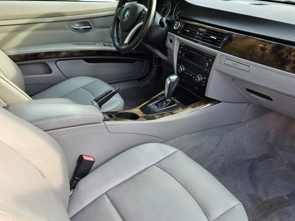2010 BMW E93 3 Series Convertible - Image 7 of 11