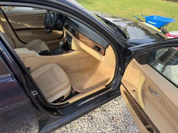 2010 BMW E90 3 Series Sedan - Image 8 of 13