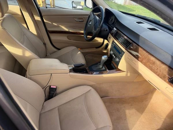 2010 BMW E90 3 Series Sedan - Image 7 of 13
